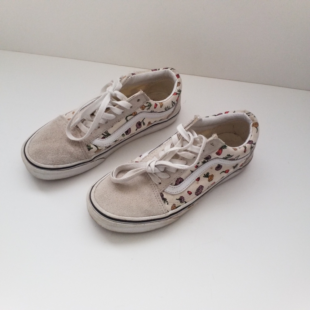 Vans Old Skool Poppy Floral Sneakers Size 6.5